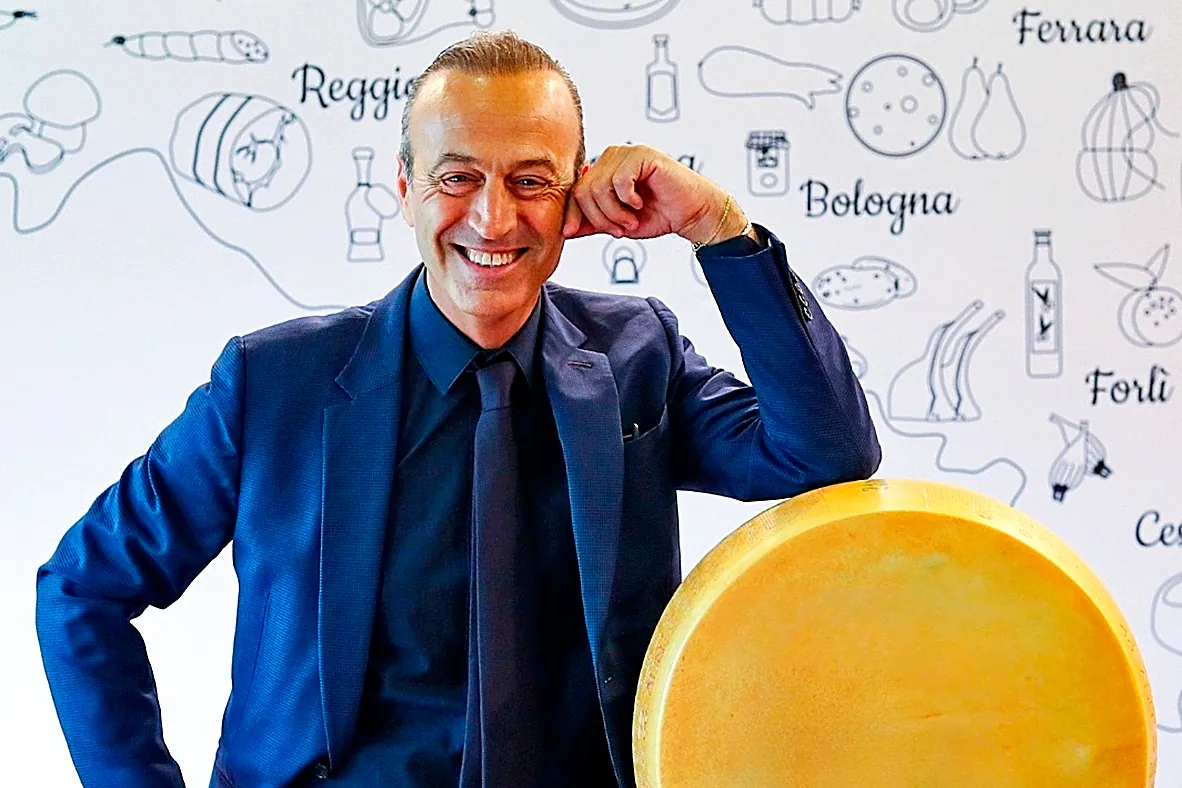 Nicola Bertinelli: el guardián del Parmigiano Reggiano que protege un legado medieval