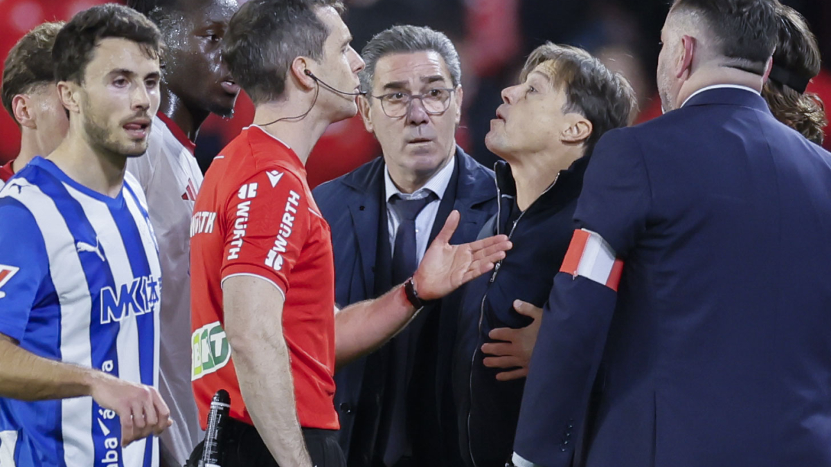 Apelación mantiene los siete partidos de sanción a Matías Almeyda