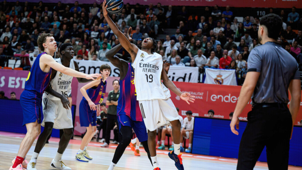 El Madrid se carga al Barça y jugará la final contra el Valencia