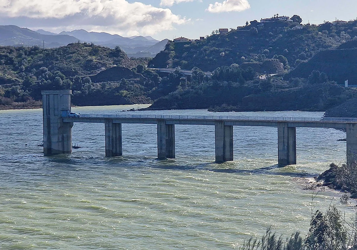 El espectacular cambio de La Viñuela: de embalse muerto a estar al 85% tras las borrascas