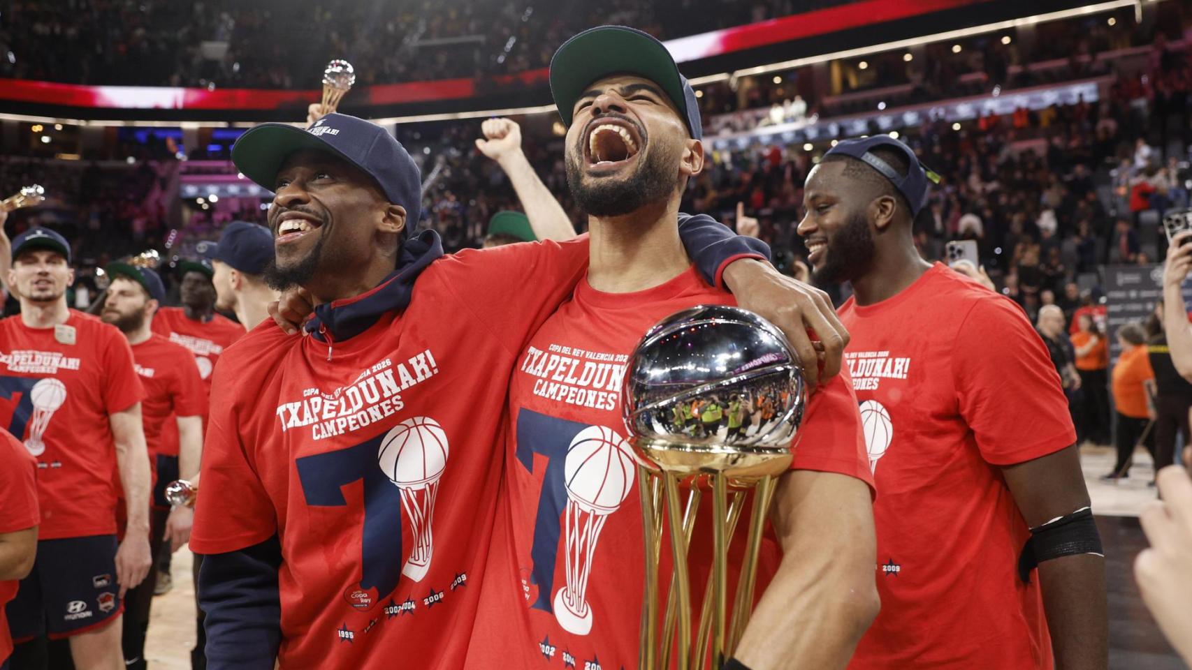 Baskonia sorprende al Real Madrid en una final apoteósica y recupera el trono de la Copa del Rey 17 años después