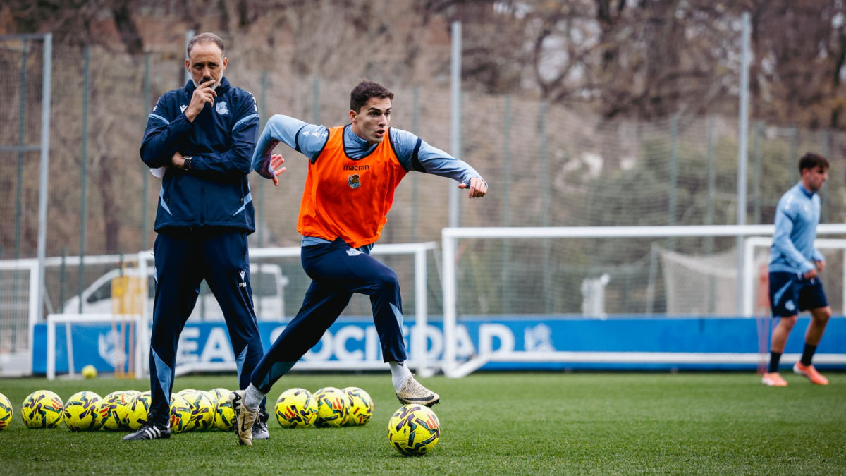 Zakharyan vuelve a no acertar a ser el héroe