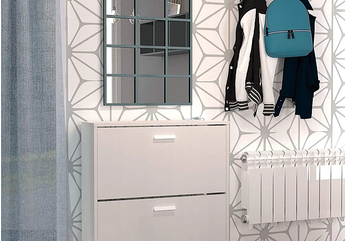 Gana orden y estilo en la entrada de tu casa o dormitorio con este práctico zapatero