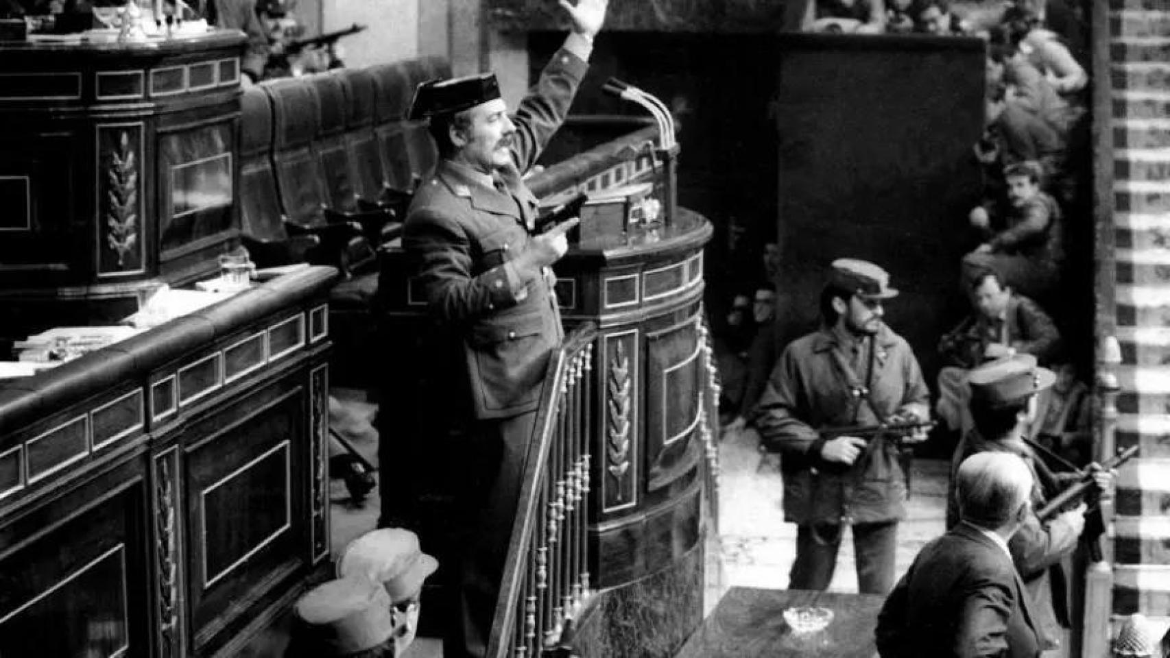 Sánchez anuncia que desclasifica documentos sobre el 23-F para "saldar una deuda histórica con la ciudadanía"