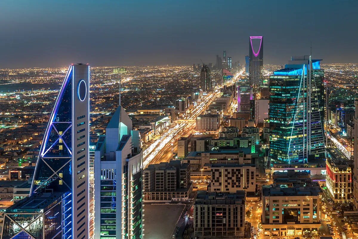 Arabia Saudí pone la alfombra roja para los grandes directivos, inversores y patrimonios