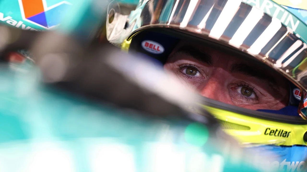 Alonso trazó un plan de retirada de la F1 si el Aston Martin no funcionaba, pero Honda puede hacerle cambiar de opinión