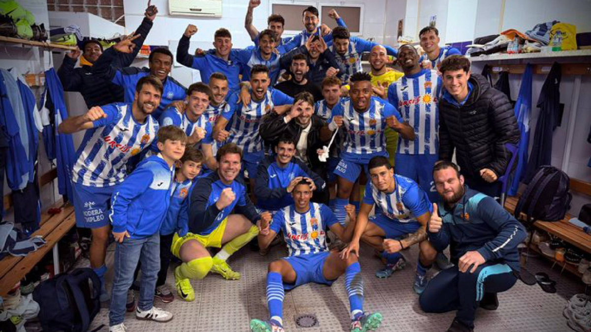 El 'corro de la patata' en el gol más surrealista de la jornada