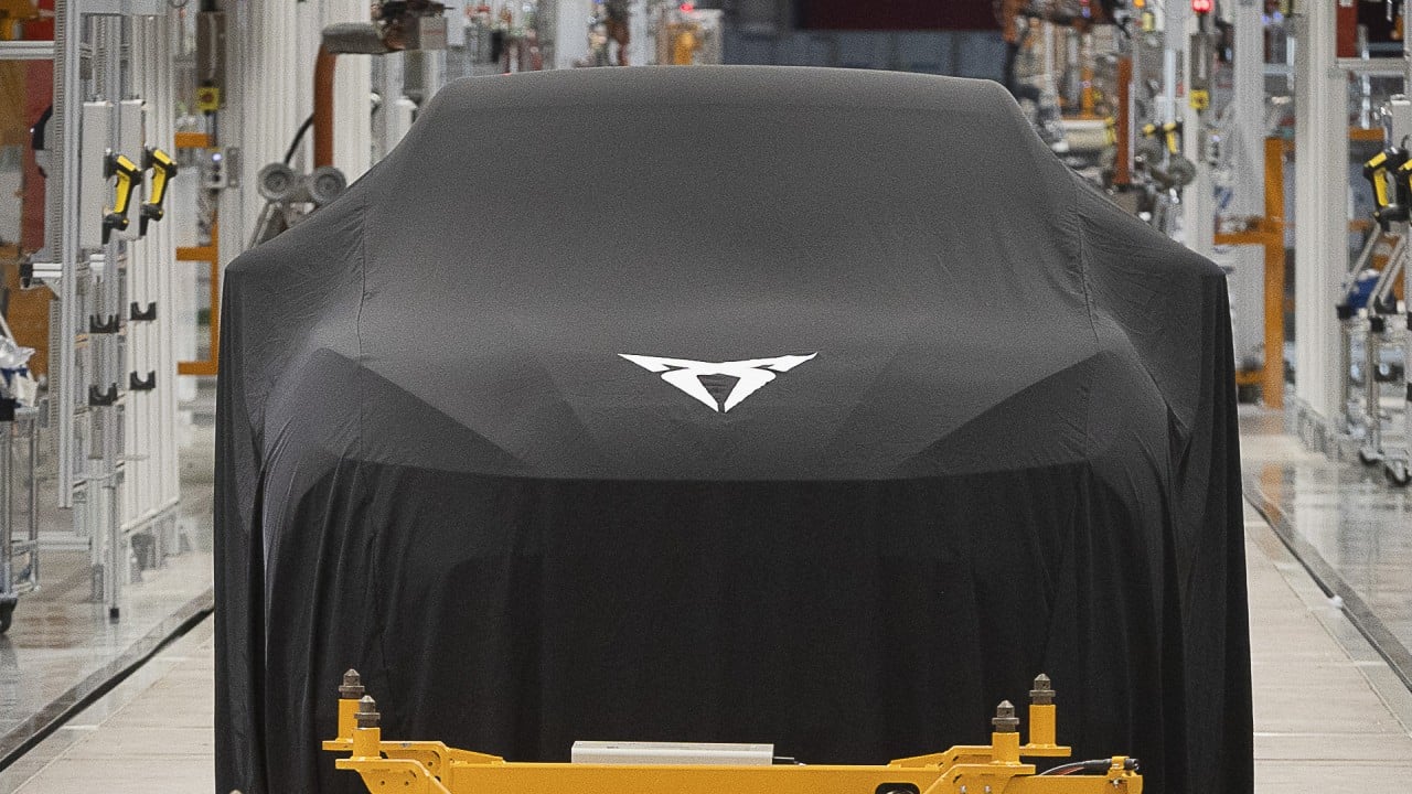 El Raval está a punto de salir: CUPRA quiere que el eléctrico urbano vuelva a emocionar