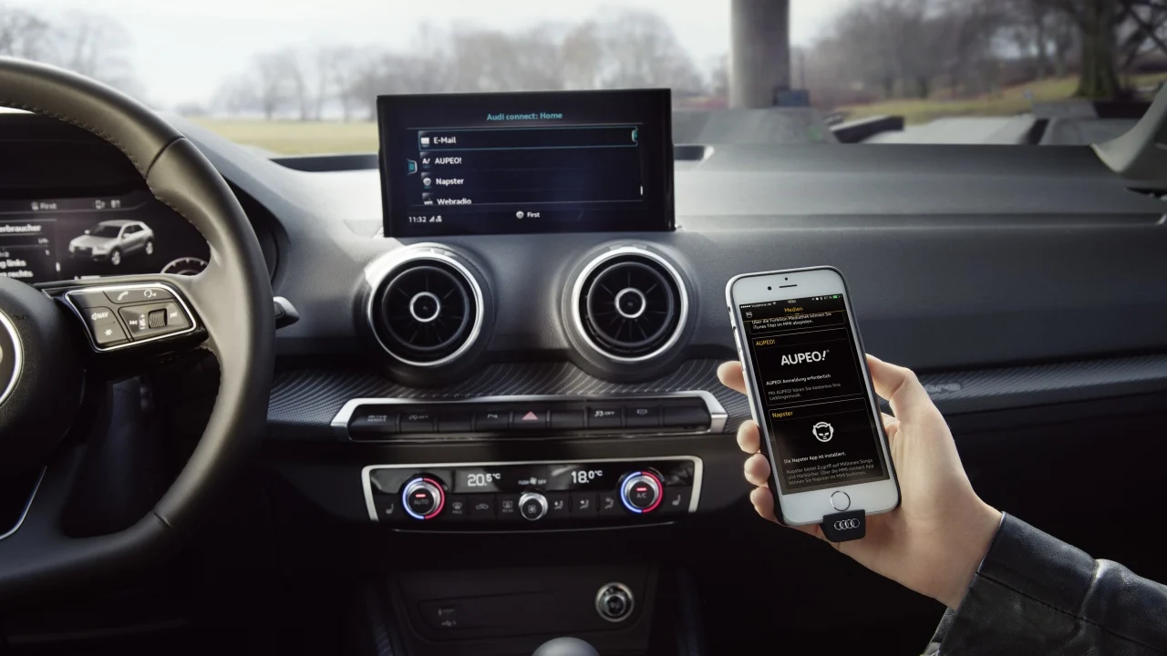 Lo de controlar coches con un mando suena a broma… hasta que aparecen 7.000 dispositivos afectados en 24 países