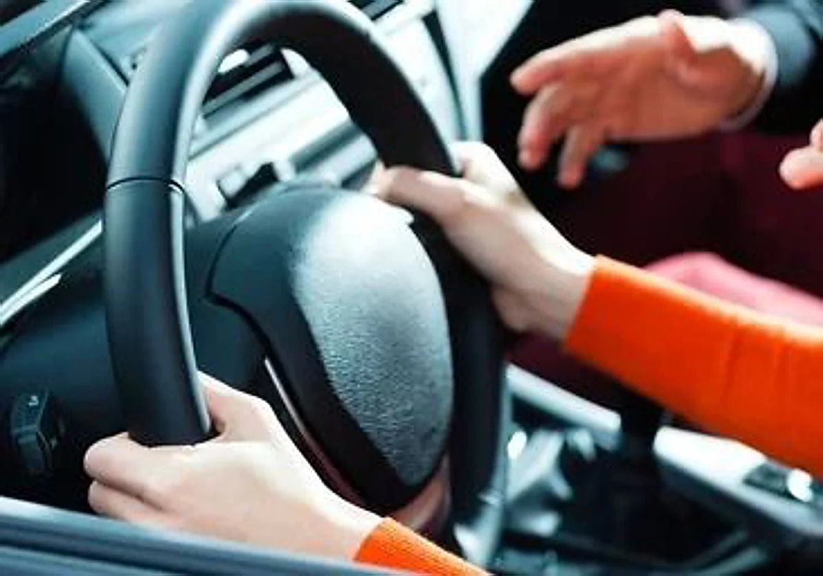 Cinco hábitos que te convierten en un conductor peligroso