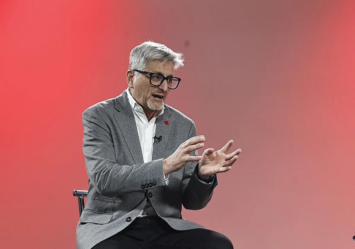 «Me da pena ver a Felipe González en posiciones tan distantes de lo que él había mantenido»