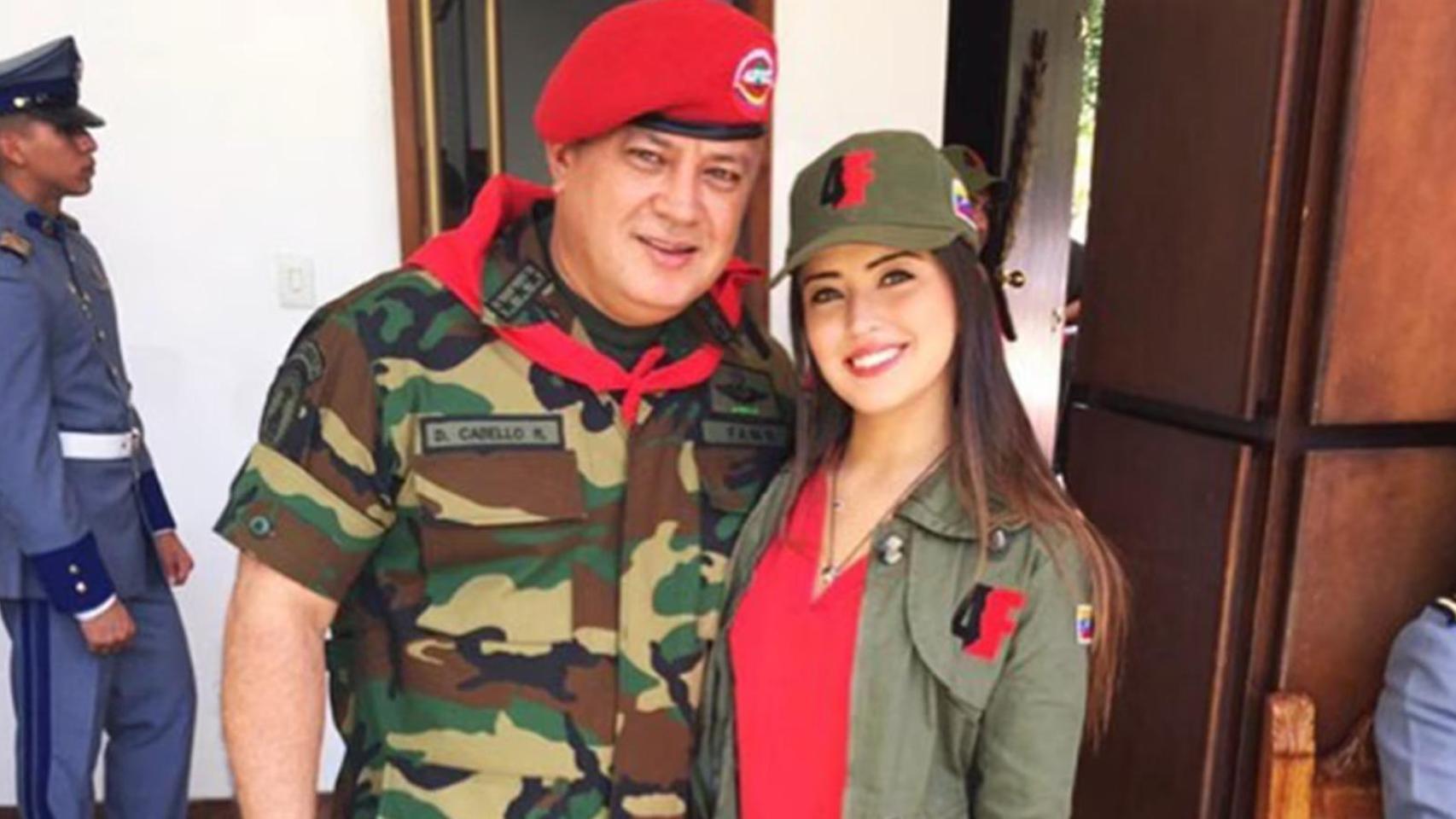 Daniela Cabello, la 'influencer' y musa chavista hecha ministra de Turismo por 'papá' Diosdado para vender un país en ruinas
