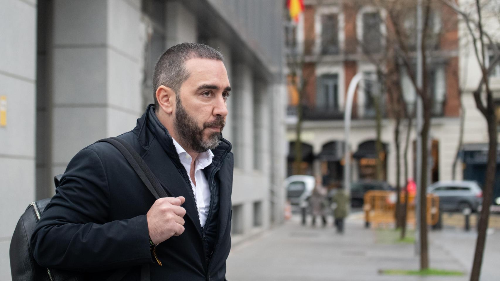 El juez cita a Aldama el 9 de marzo para que entregue el sobre con documentación de la "financiación ilegal" del PSOE