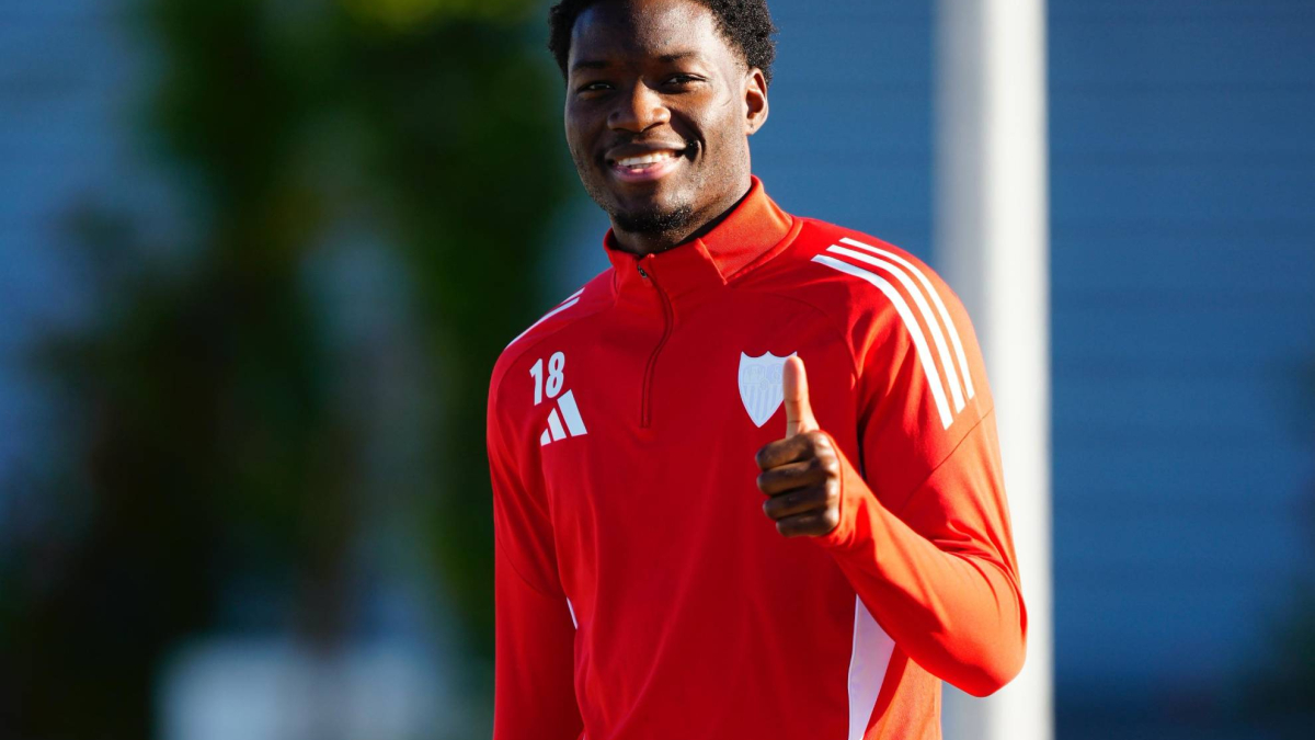 Agoumé: "El derbi es muy especial; queremos nuestra revancha"