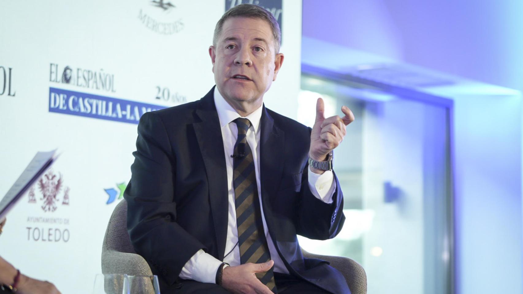 Page ironiza sobre la ideología de Sánchez: "Tiene carné del PSOE, por tanto es socialista. Y Puigdemont es español"