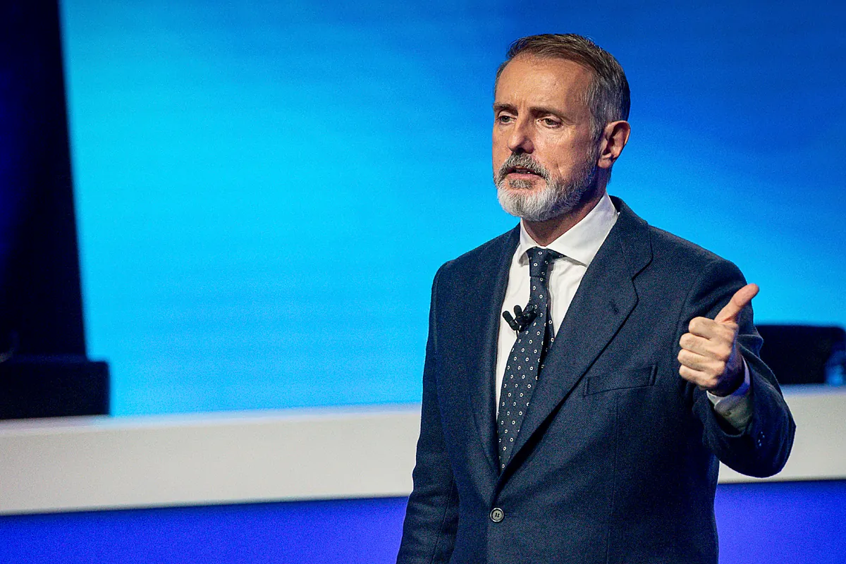 Telefónica baja a 4.600 las salidas mínimas en las filiales España, Móviles y Soluciones