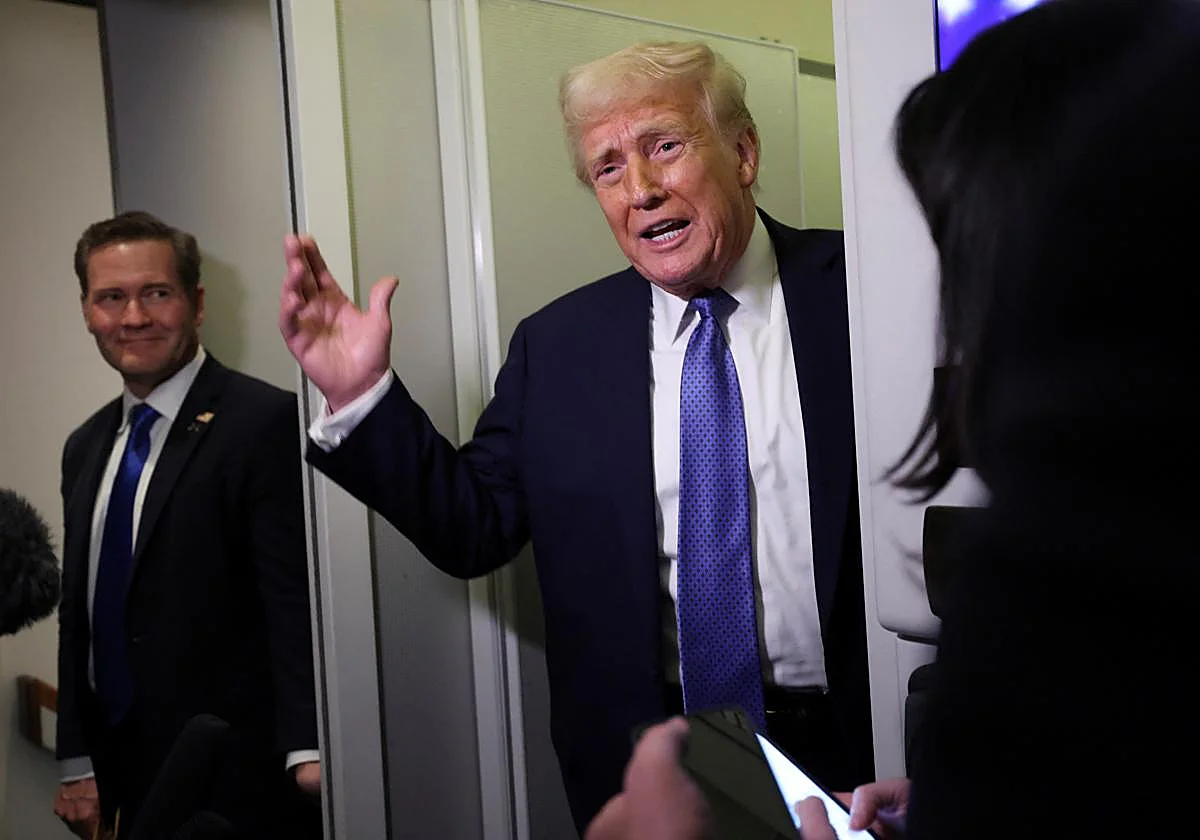 Trump anuncia que EE UU va a iniciar una toma «amistosa y controlada» de Cuba