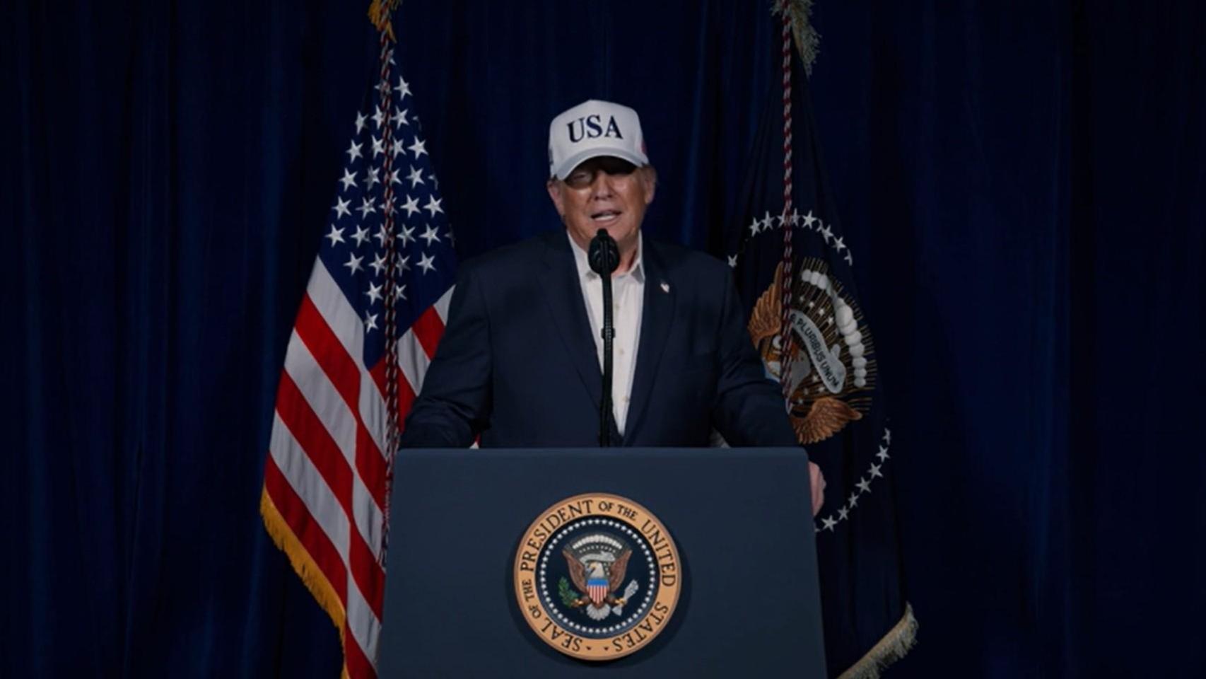 Trump apunta a un cambio de régimen en Irán y pide "la rendición total" del Ejército: "La libertad está en vuestras manos"