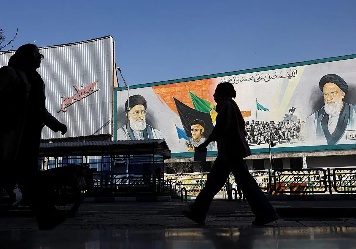 Un régimen débil consagrado a los ayatolás