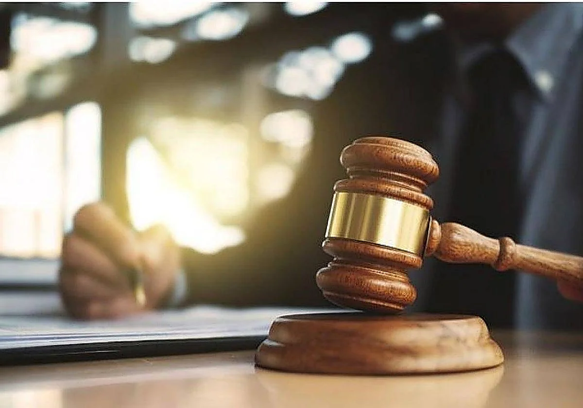 Despedido por negarse a que revisaran su mochila al salir del trabajo: la justicia da la razón a la empresa