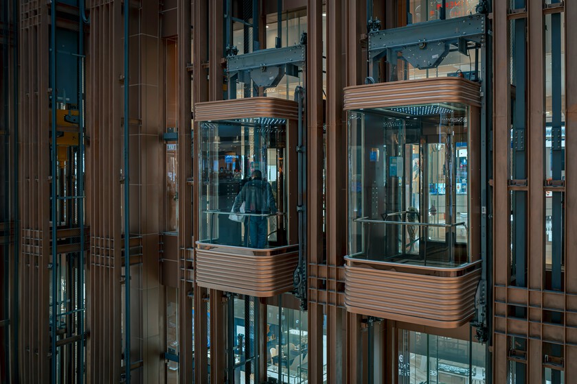 Mientras medio mundo está preocupado por el envejecimiento, una industria se frota las manos: la del ascensor