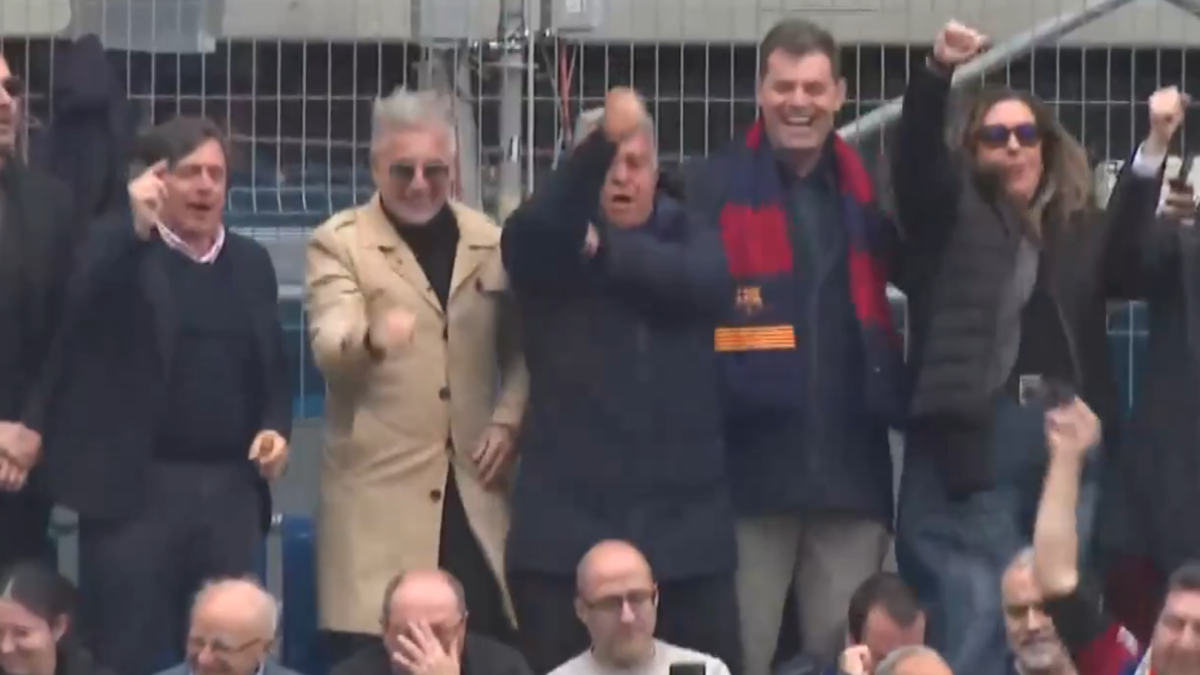 El corte de mangas de Laporta mientras cantaba: "Madridista el que no bote"