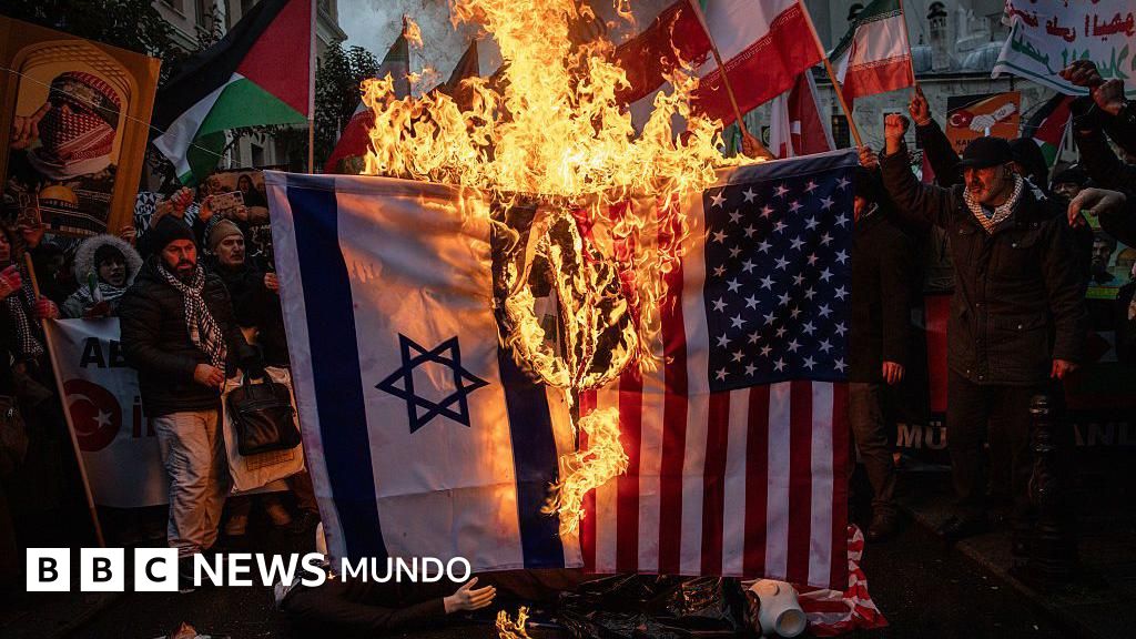 Quién tiene el poder en Irán tras la muerte del ayatolá Alí Jamenei en ataques de EE.UU. e Israel, y cómo se elegirá su sucesor