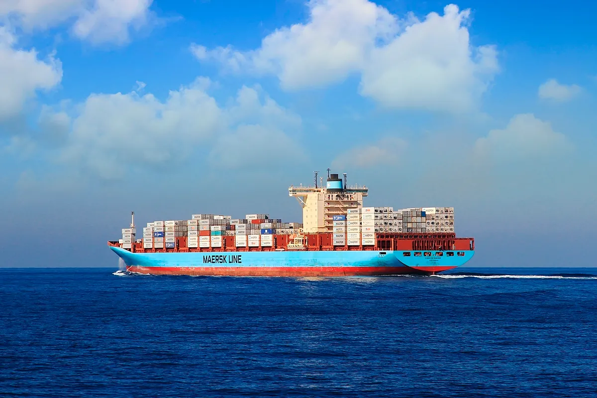 MSC y Maersk suspenden su tránsito por el estrecho de Ormuz