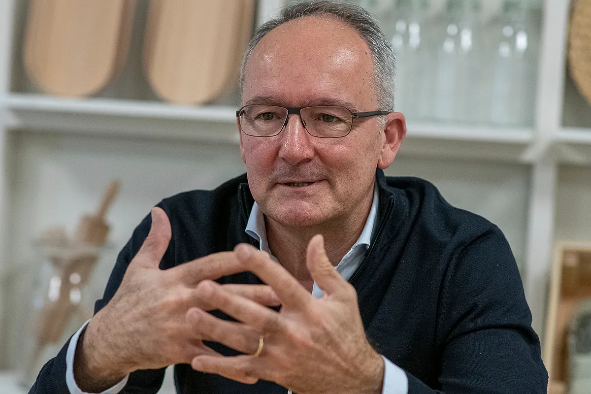 Juvencio Maeztu: "Para Ikea es más importante bajar precios que maximizar el beneficio"