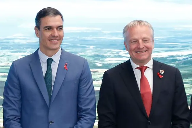 Masdar irrumpe en hidrógeno en España con Moeve y Amancio Ortega