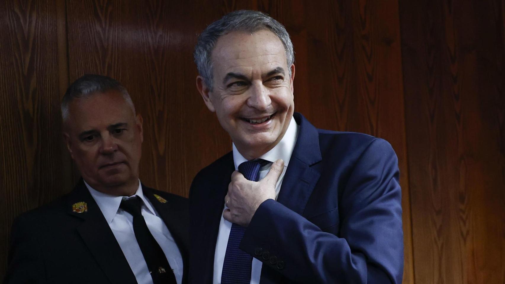 En directo | Zapatero admite que sabía que 'Julito' Martínez trabajaba para Plus Ultra cuando le pagaba a él como consultor