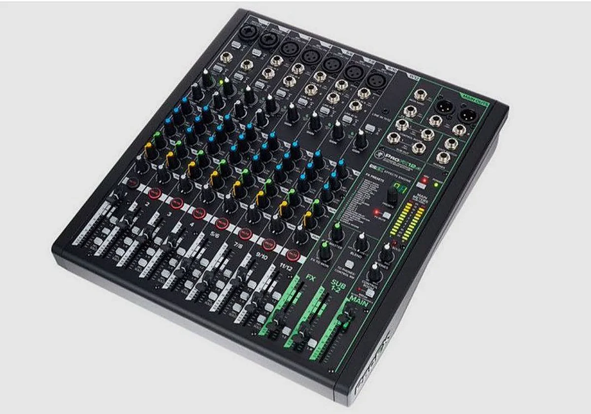 Local entertainment sector rallies after musical instruments stolen from a van in Benalmádena