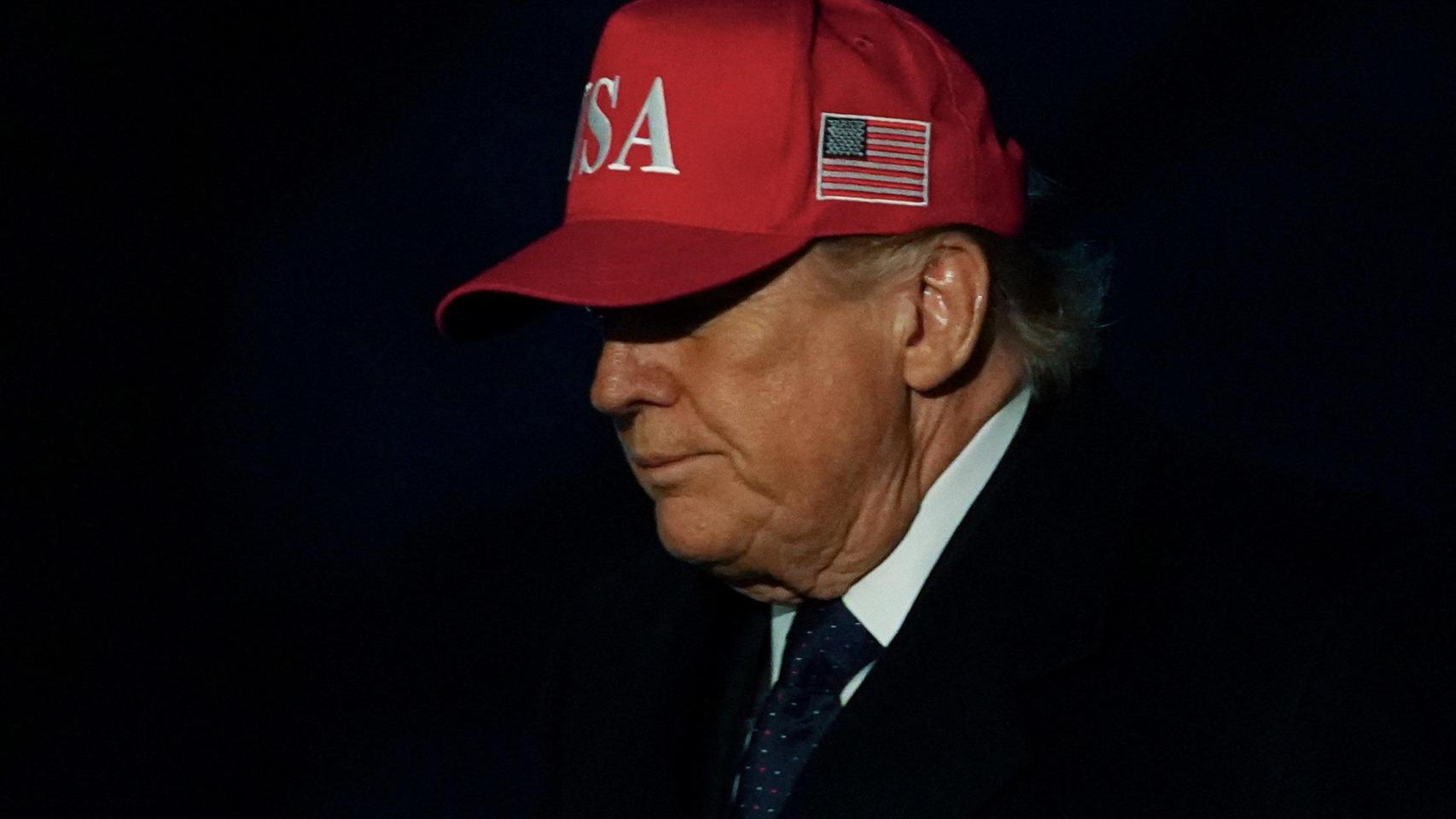 Las contradicciones de Trump sobre Irán en 48h: de pedir a la población derribar el régimen a afirmar que Teherán negociará