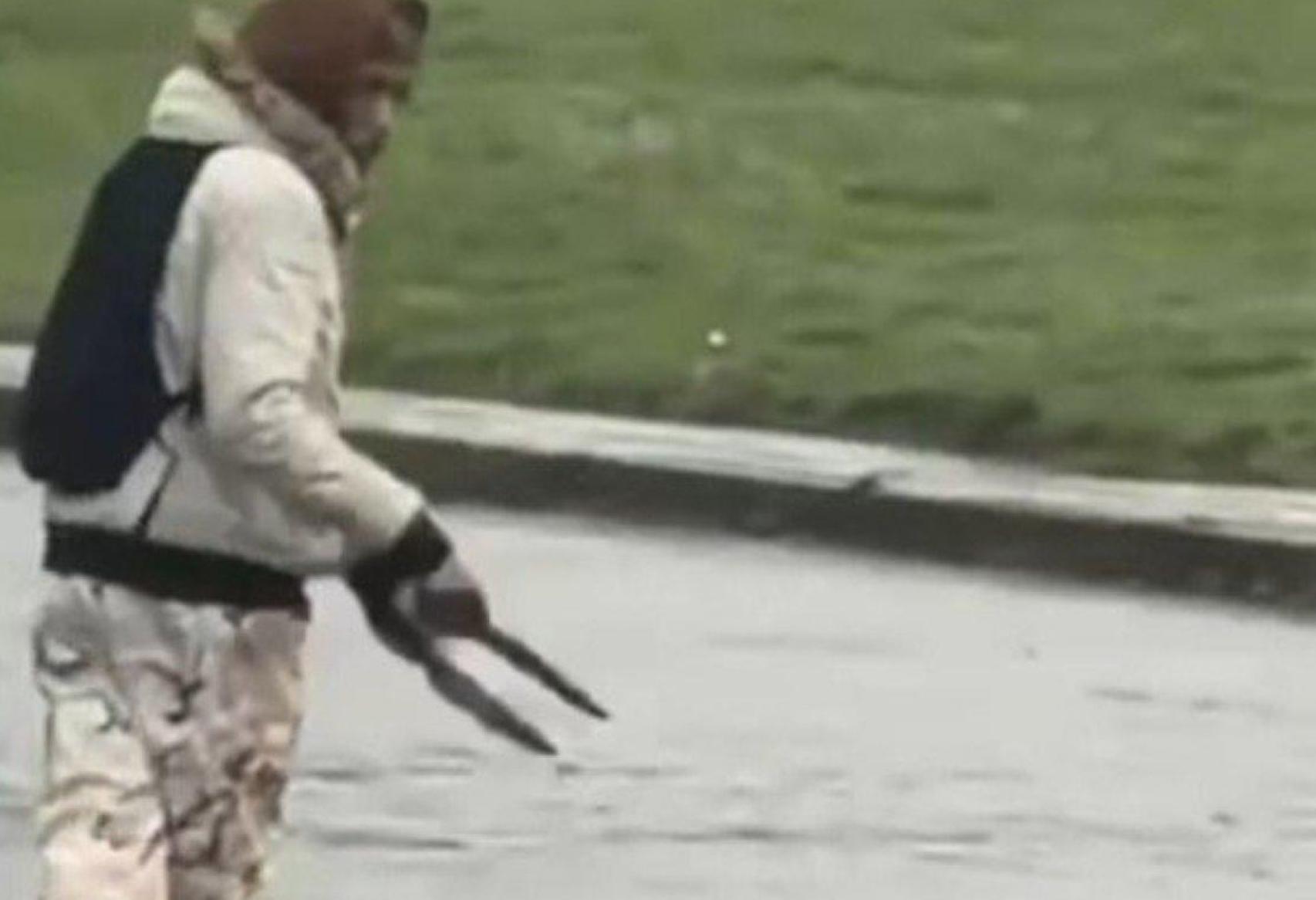 Al menos dos personas heridas en un ataque con cuchillos en una zona residencial de Edimburgo