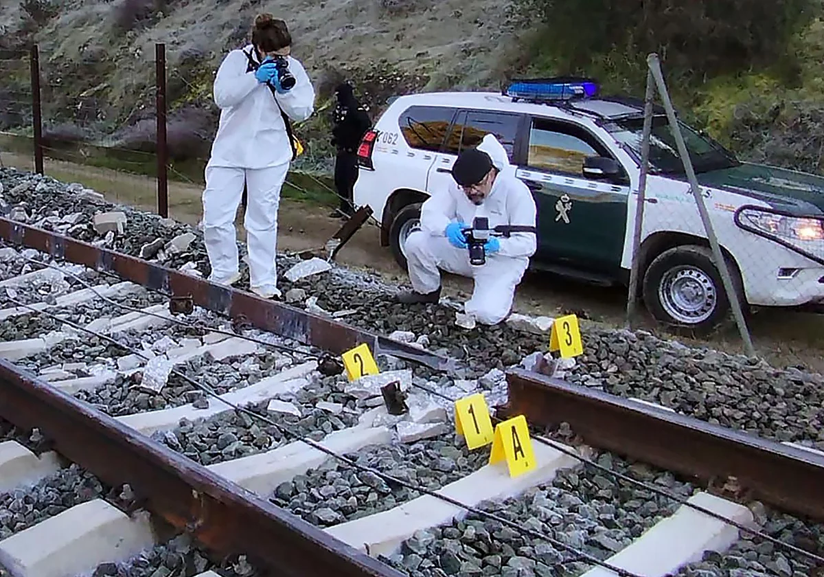 La jueza del siniestro de Adamuz ordena el volcado de las cajas negras de los trenes