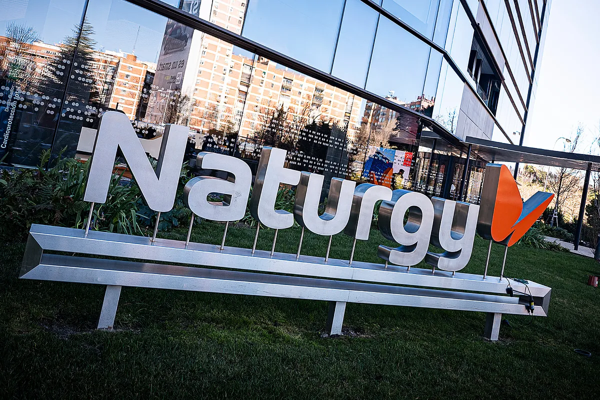 Naturgy inicia la reordenación de su capital con la salida parcial de BlackRock