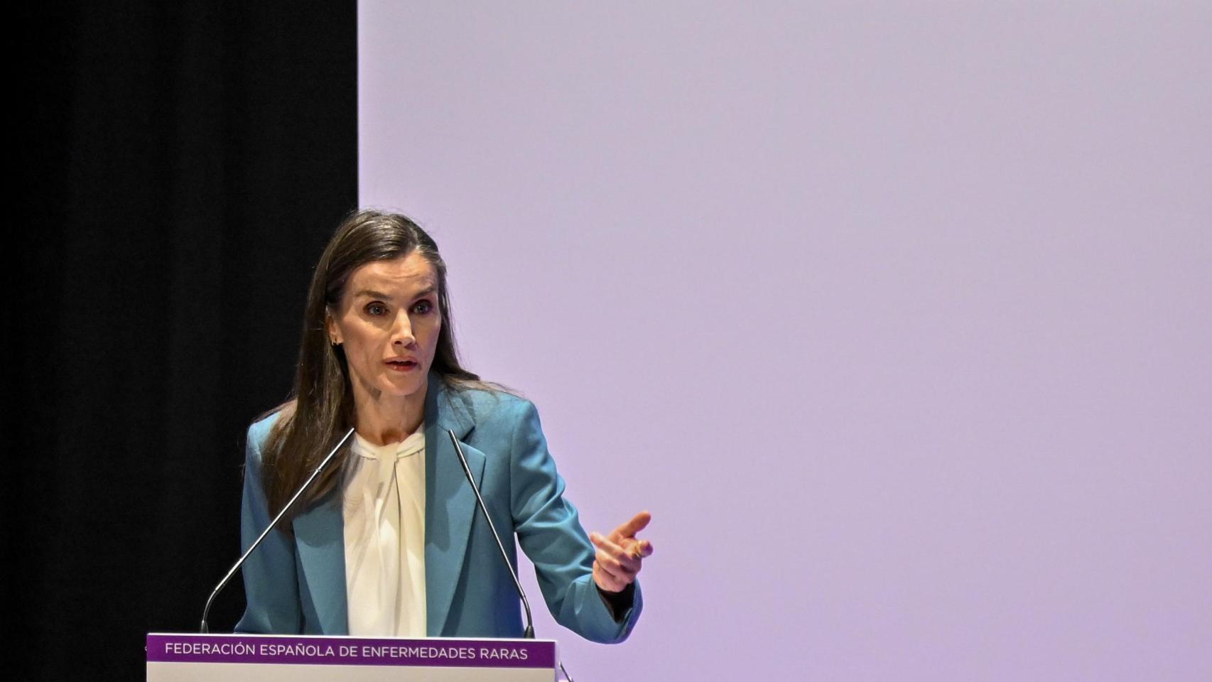 El homenaje de la reina Letizia a Elena, una joven con una enfermedad rara: "La última palabra de su vida fue 'mami'"