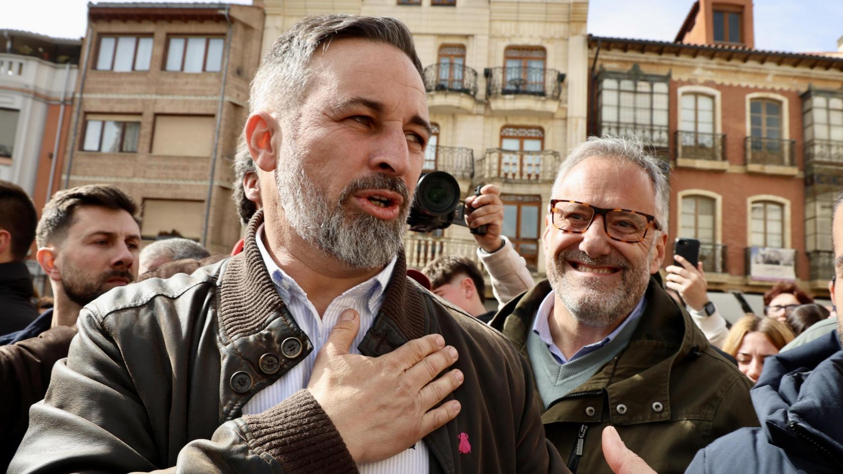 Abascal prioriza el "cambio de rumbo" en Extremadura y Aragón frente a los "sillones": "La negociación no está concluida"