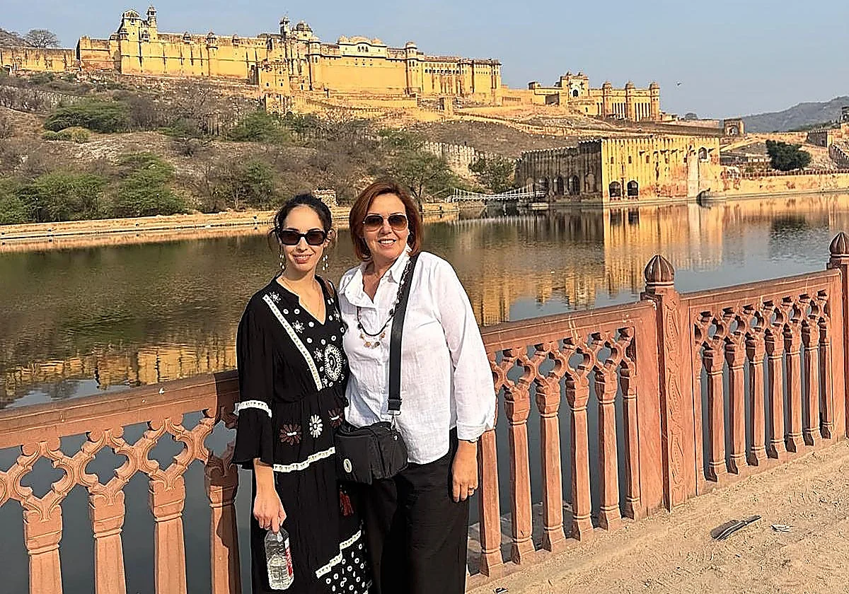 Dos malagueñas se quedan a las puertas de un vuelo de repatriación desde Abu Dabi