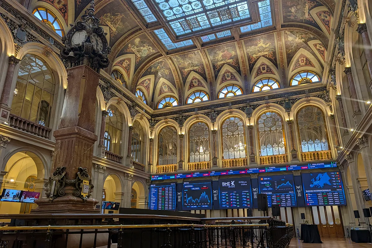 Tres valores del Ibex con una "exposición relativamente alta a Oriente Medio"