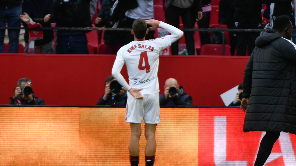 Kike Salas se consolida en el Sevilla