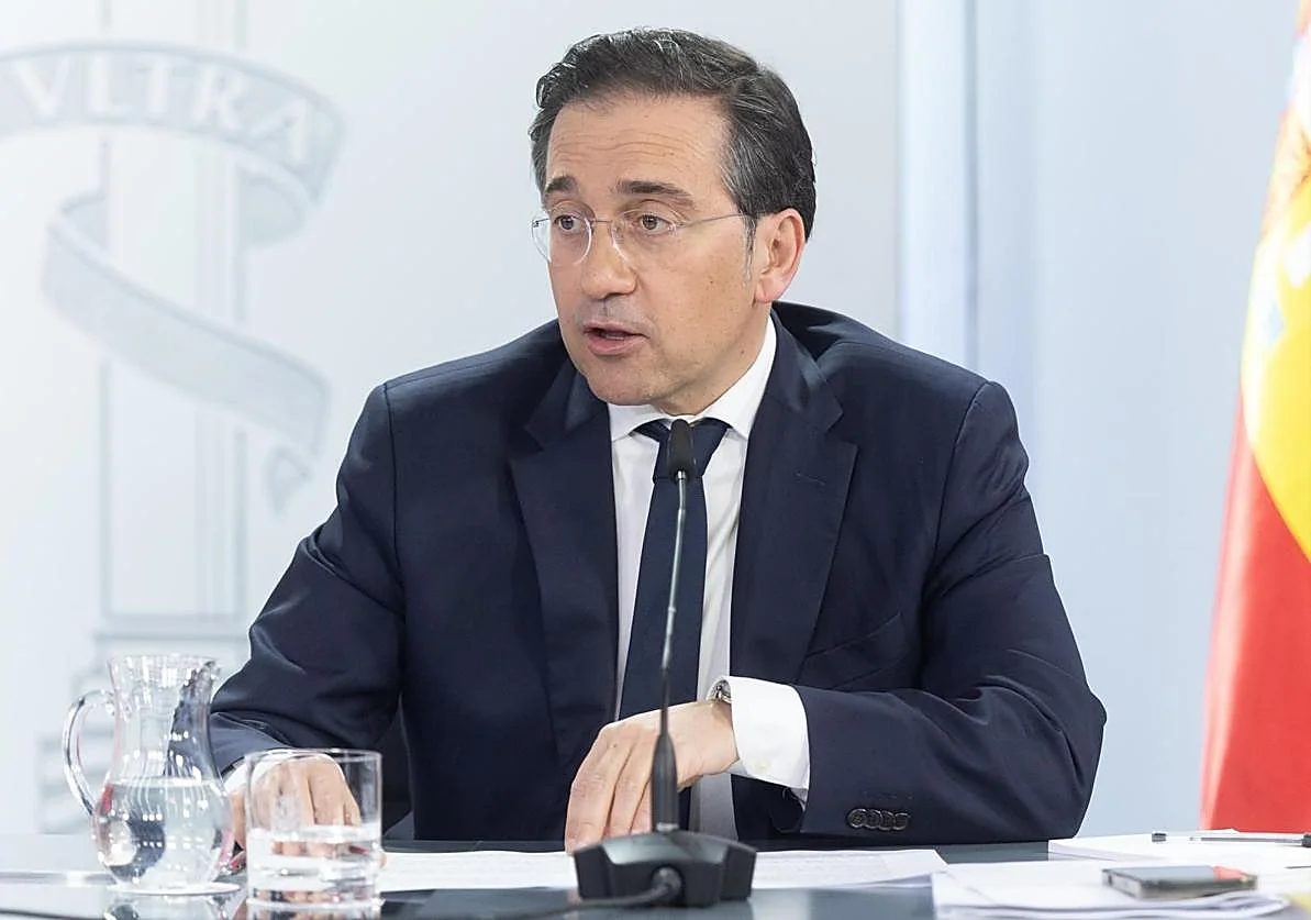 Albares traslada a su homólogo alemán su «sorpresa» por el silencio de Merz ante las amenazas de Trump a España