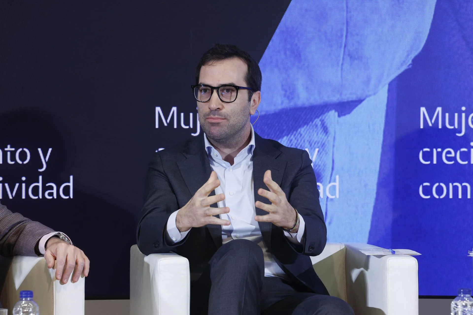 El Gobierno abre la puerta a rebajar el IVA de la cesta de la compra ante la previsión de una subida generalizada