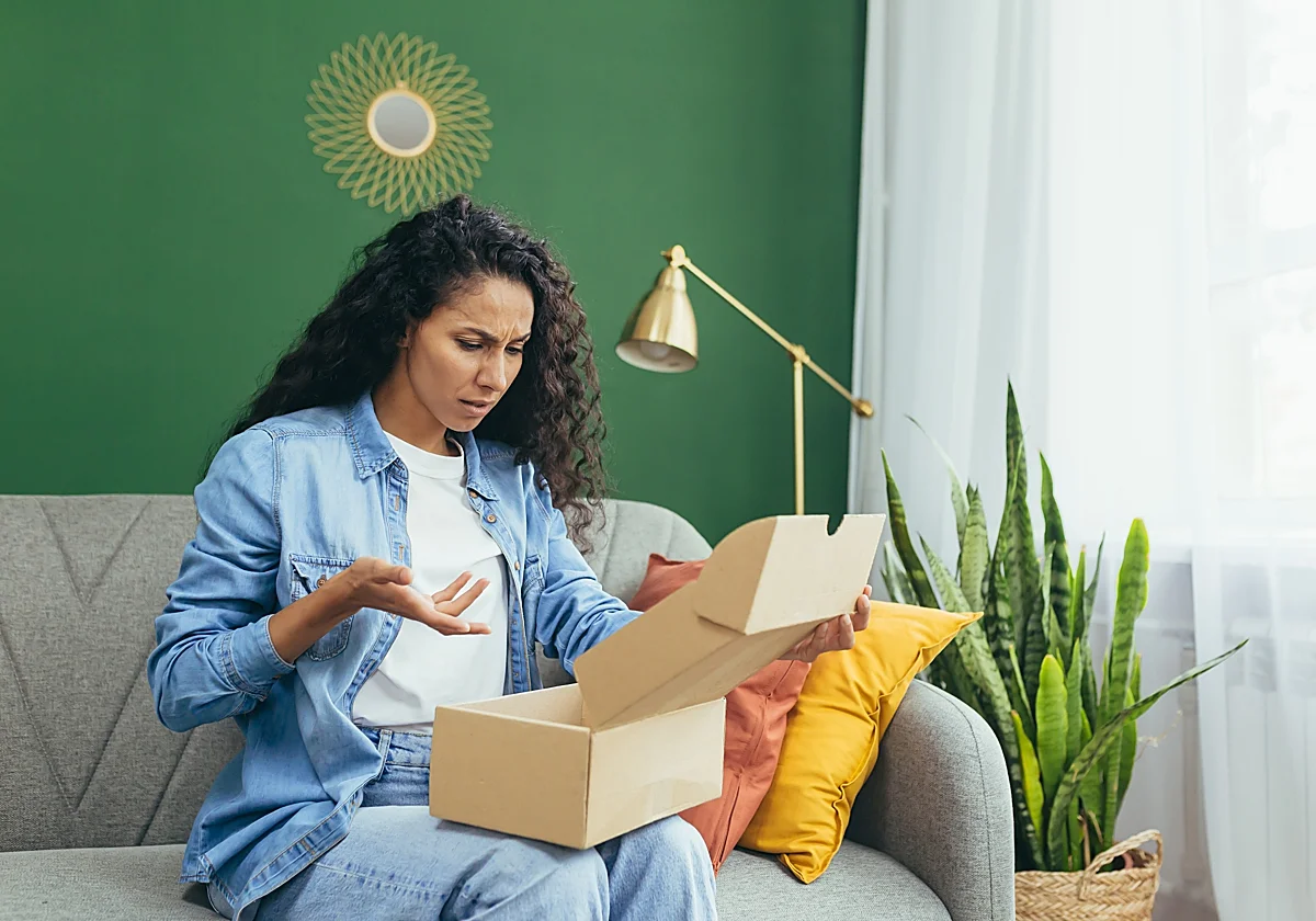 ¿Has recibido un paquete que no esperabas? No es un regalo, podrías ser víctima de 'brushing'