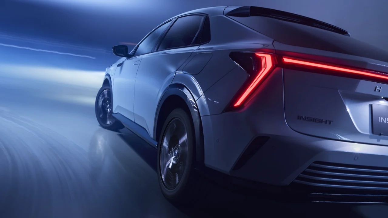 Vuelve el Honda Insight y su jugada recuerda a la del Mazda 6e: mismo guion, pero con otro nombre