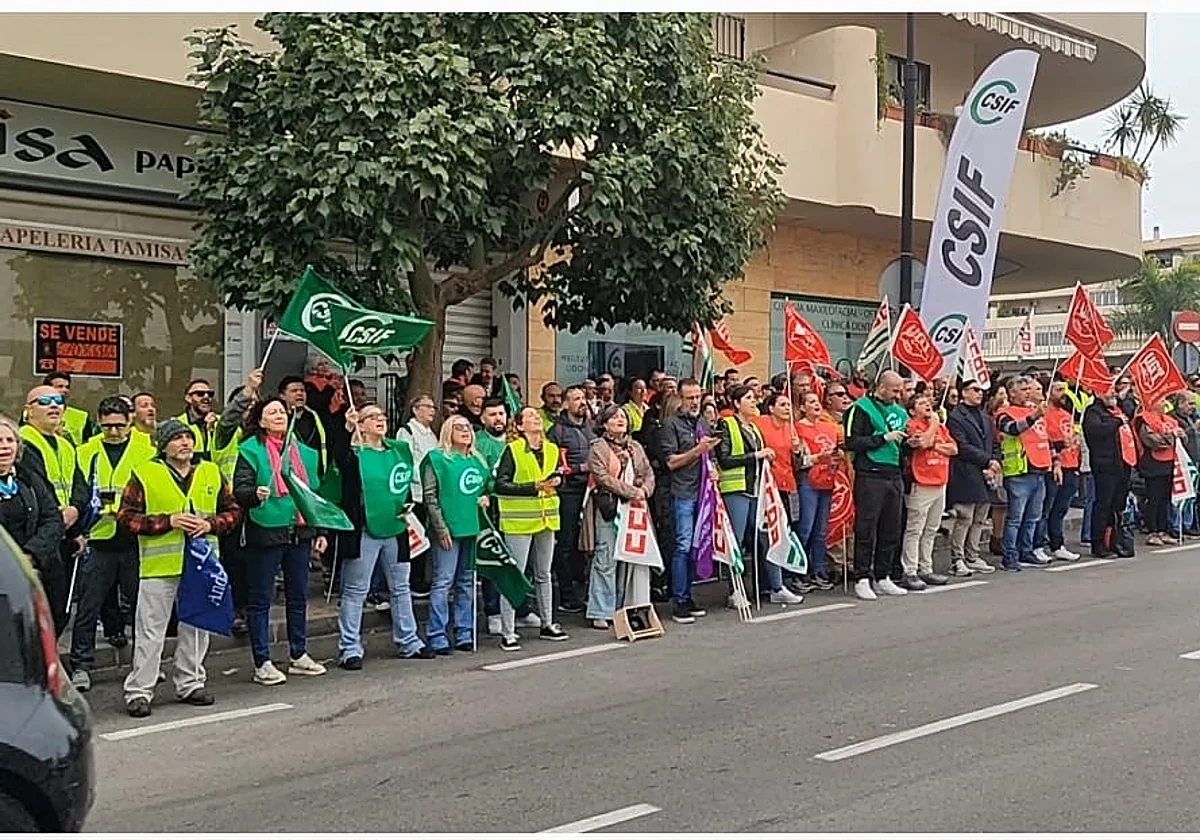 Mijas town hall workers to launch 'historic' indefinite strike over job stability
