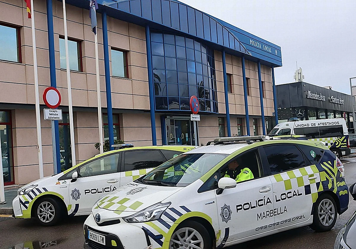 Investigan la muerte de un detenido en los calabozos de la Jefatura de la Policía Local de Marbella