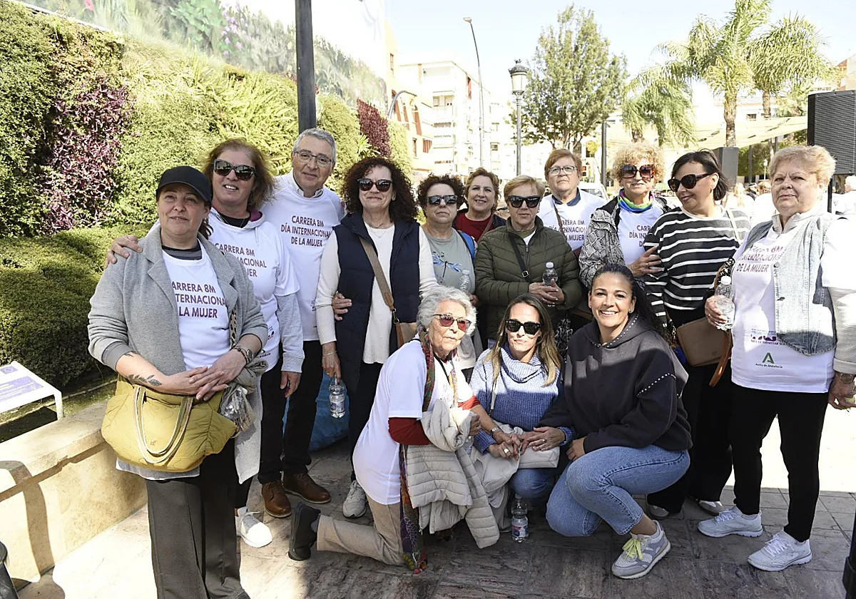 La Carrera de la Mujer de Rincón de la Victoria reúne a 800 participantes