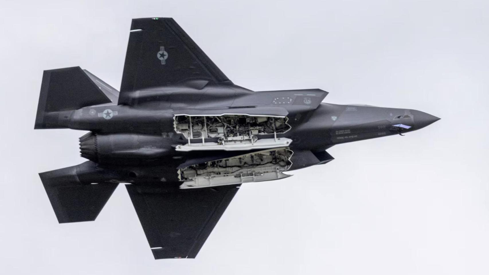 París abre sus bases a aviones militares "de apoyo" de EEUU, pero veta los cazas y su uso en los ataques a Irán