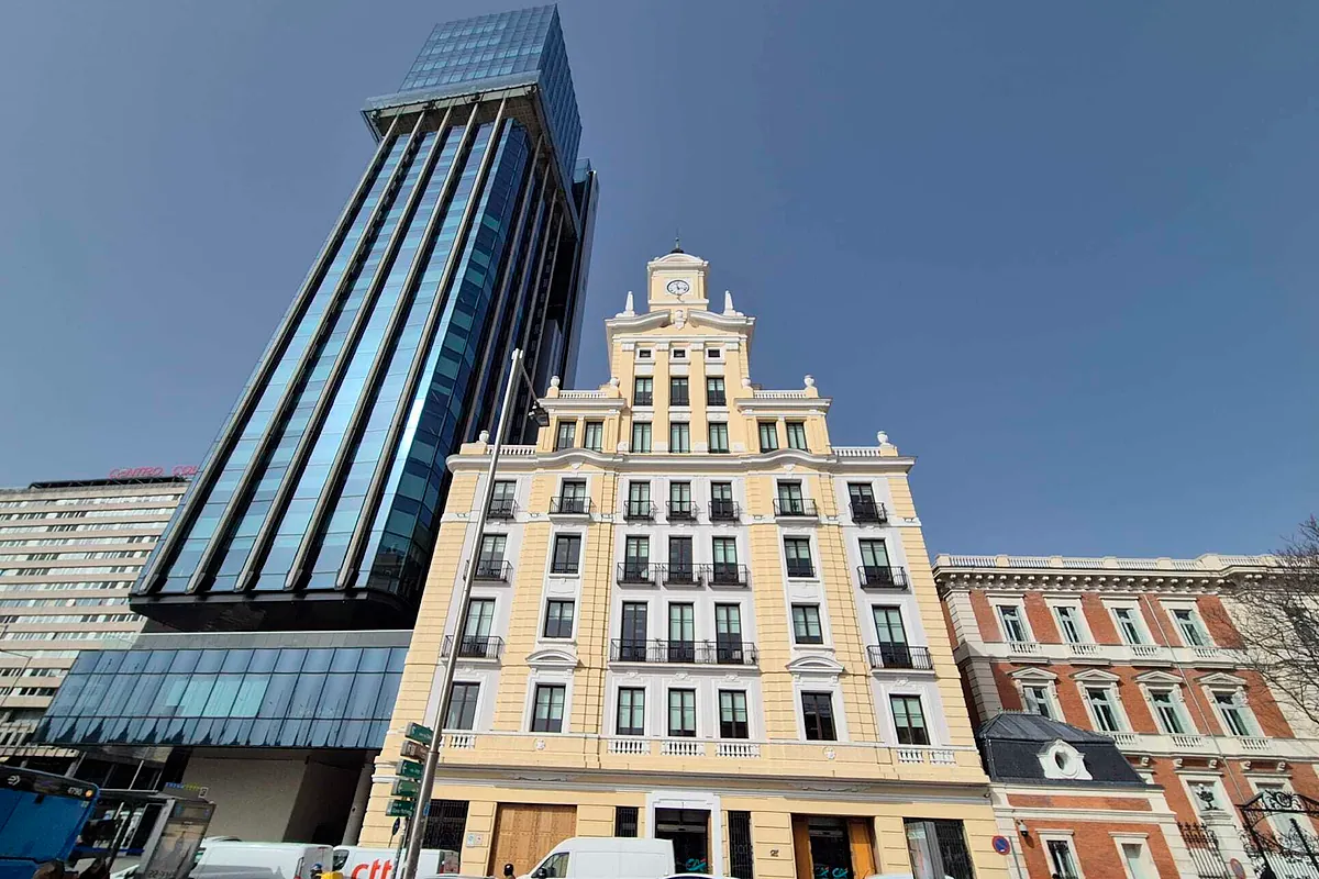 Crédit Agricole ficha a CBRE para la venta de su sede en Madrid